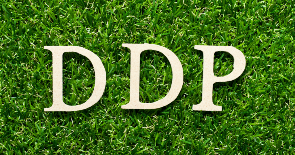 Letters DDP to illustrate incoterms